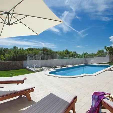 Charming Bea With Private Pool And Volleyball Villa *